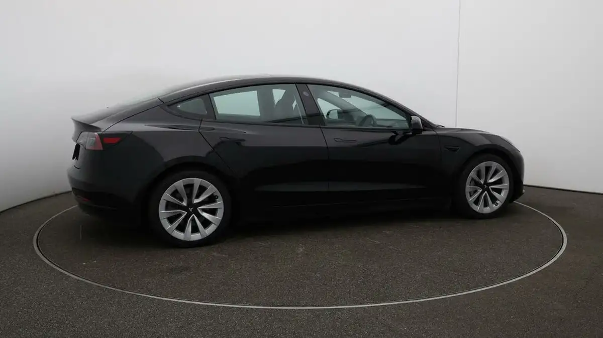 2021-tesla-model-3-e-standard-plus-big-41