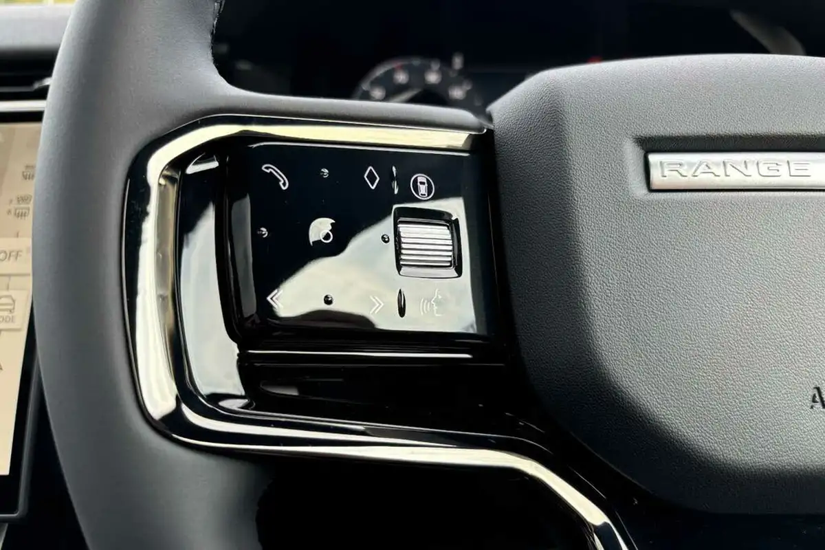 2024-land-rover-range-rover-velar-20-d200-dynamic-se-big-16