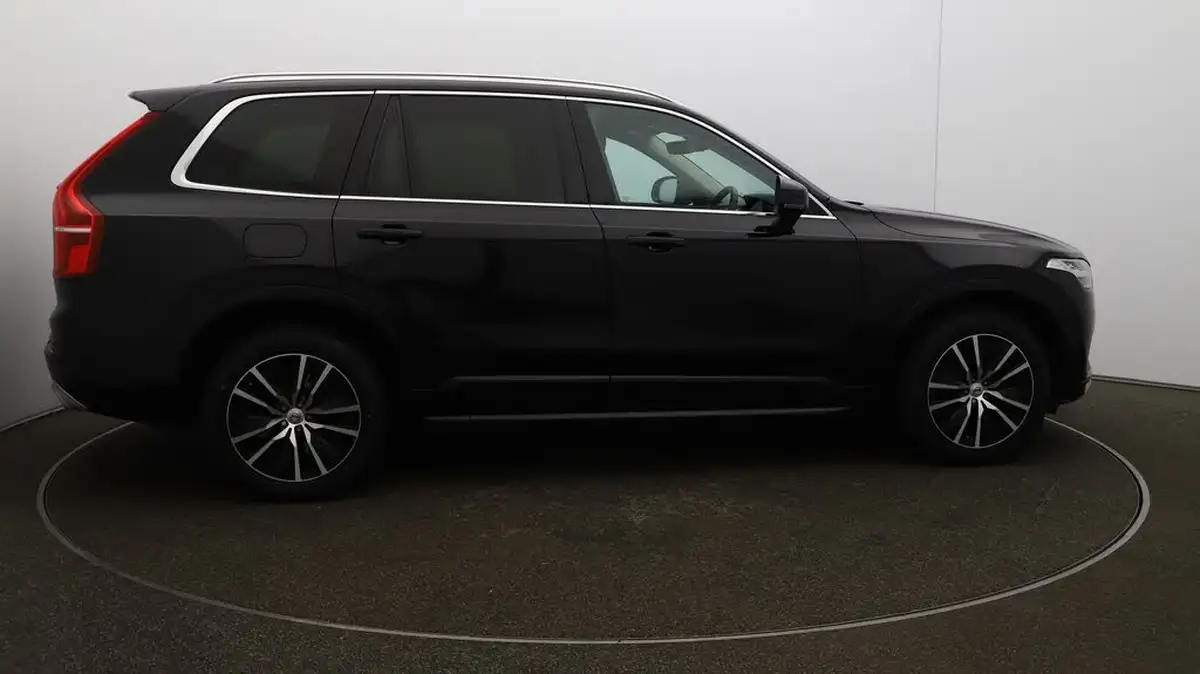 2021-volvo-xc90-20td-b5-momentum-big-8
