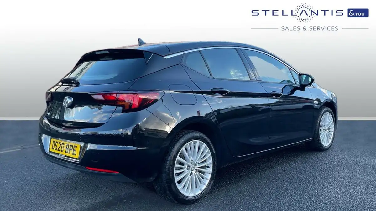 2020-vauxhall-astra-12-turbo-elite-nav-big-2