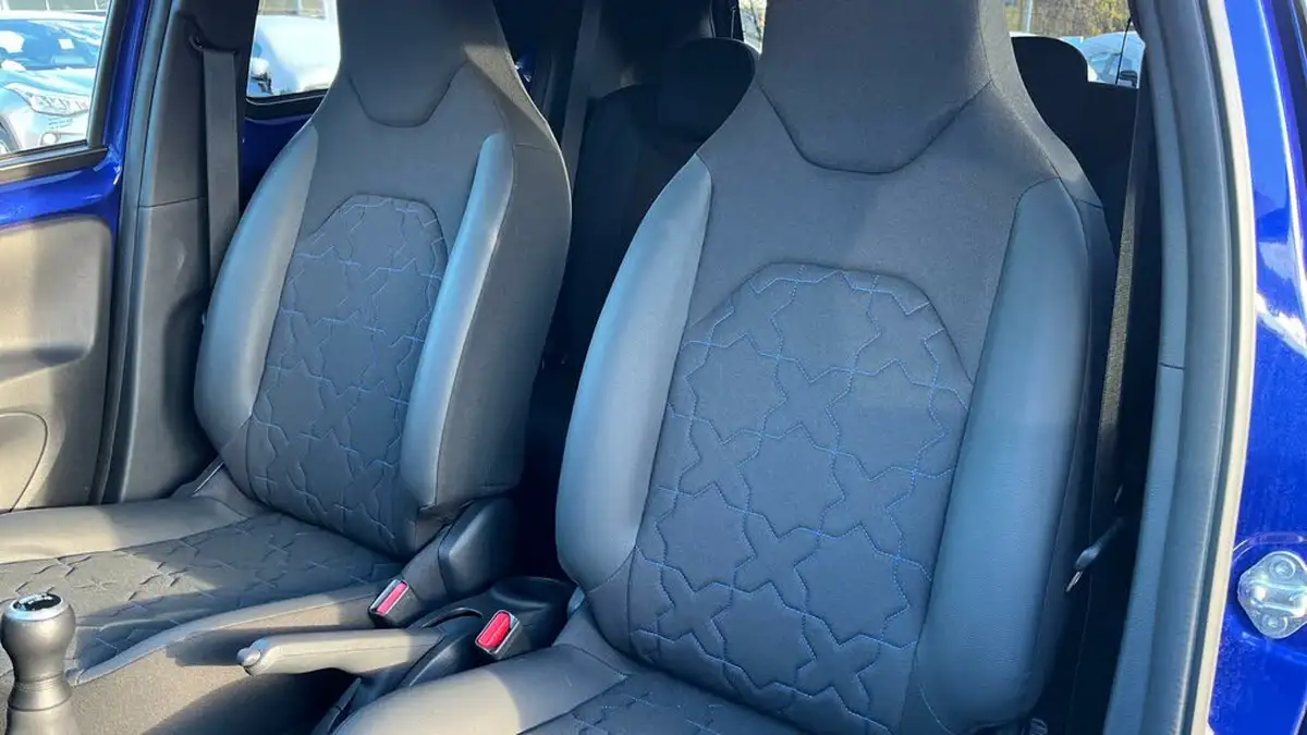 2023-toyota-aygo-x-10-vvt-i-exclusive-big-30