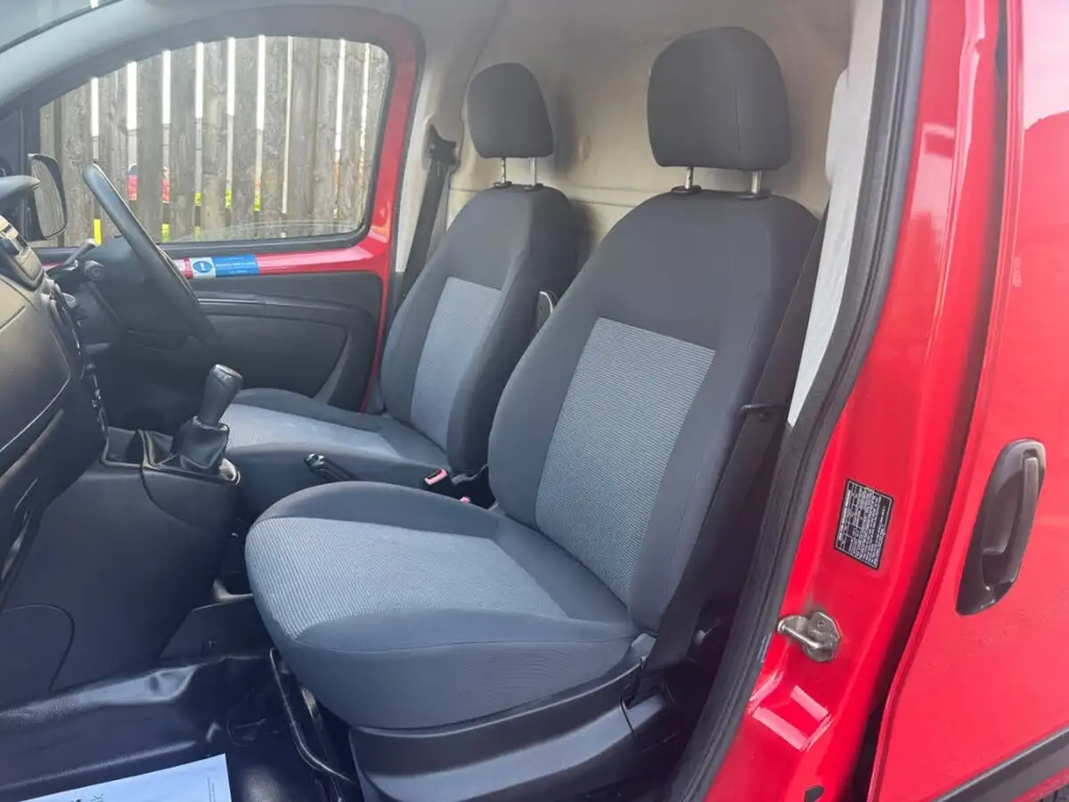 2011-peugeot-bipper-14td-s-class-ii-panel-big-15