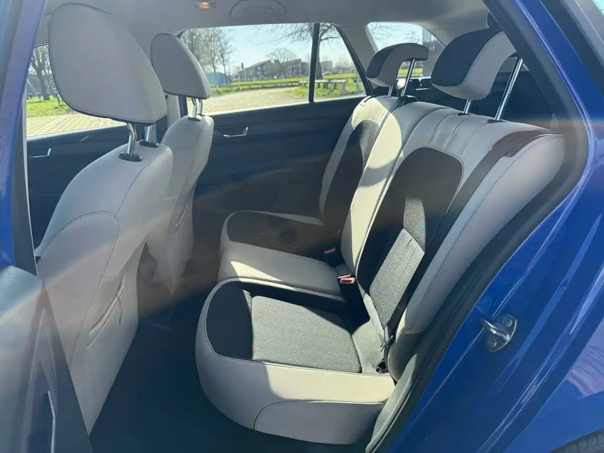 2019-skoda-fabia-10-tsi-se-l-109ps-estate-big-15