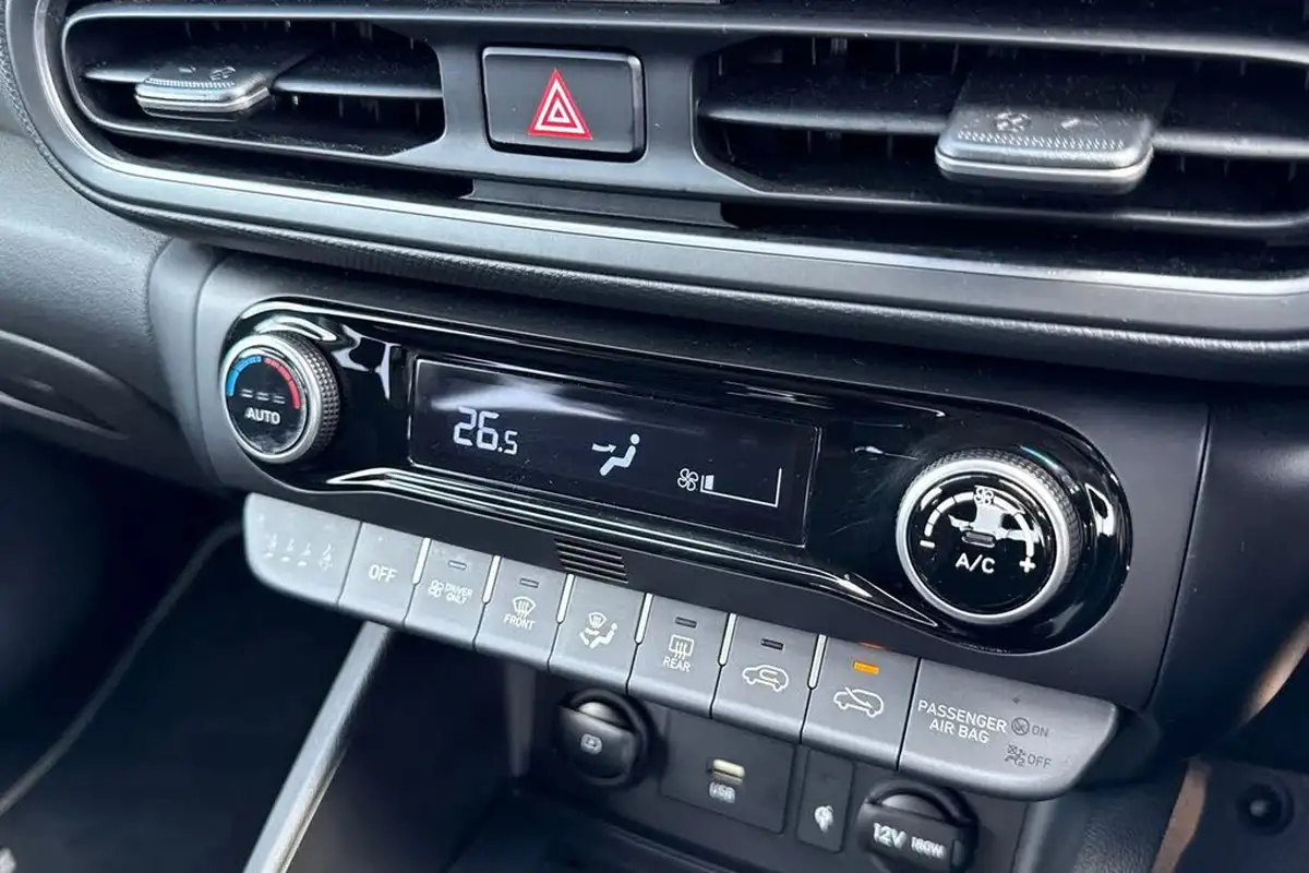2022-hyundai-kona-16-gdi-premium-big-52