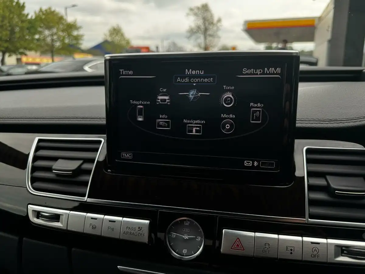 2016-audi-s8-40-tfsi-quattro-520ps-big-25