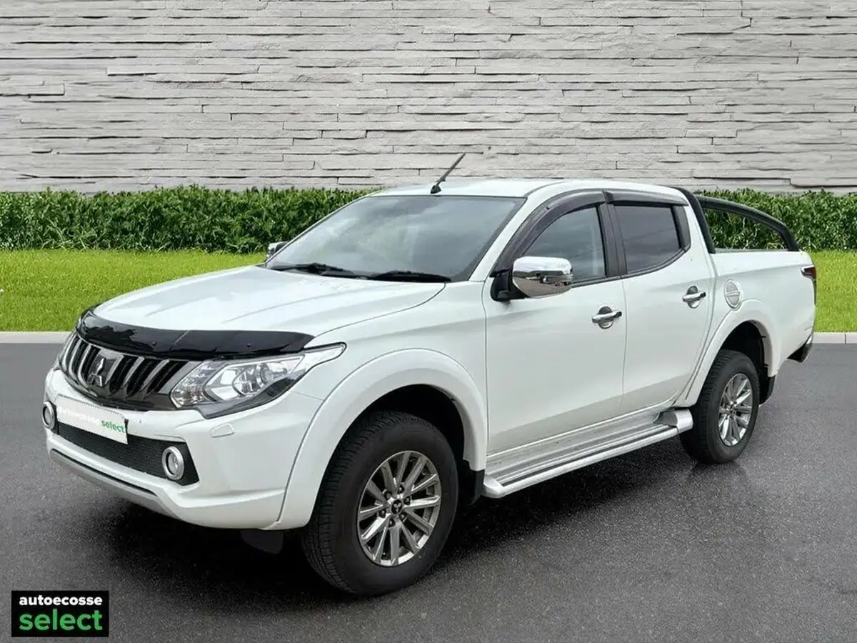 2018-mitsubishi-l200-24di-d-barbarian-eu6-big-1