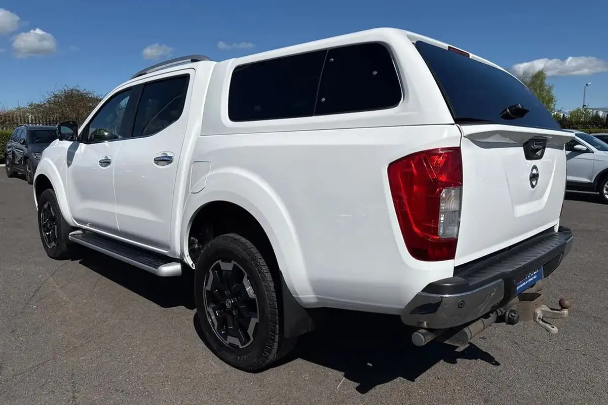 2020-nissan-navara-23dci-tt-tekna-8-navileather-auto-big-28