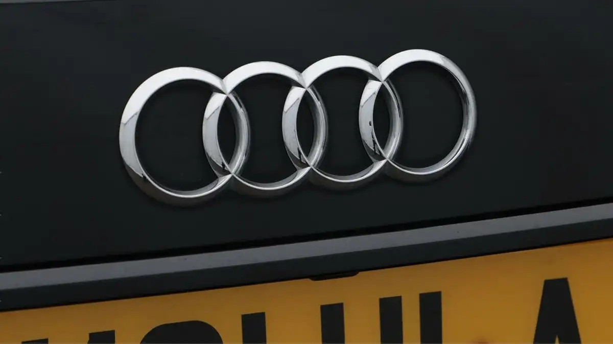 2021-audi-a6-avant-20-45-tfsi-black-edition-265ps-big-21