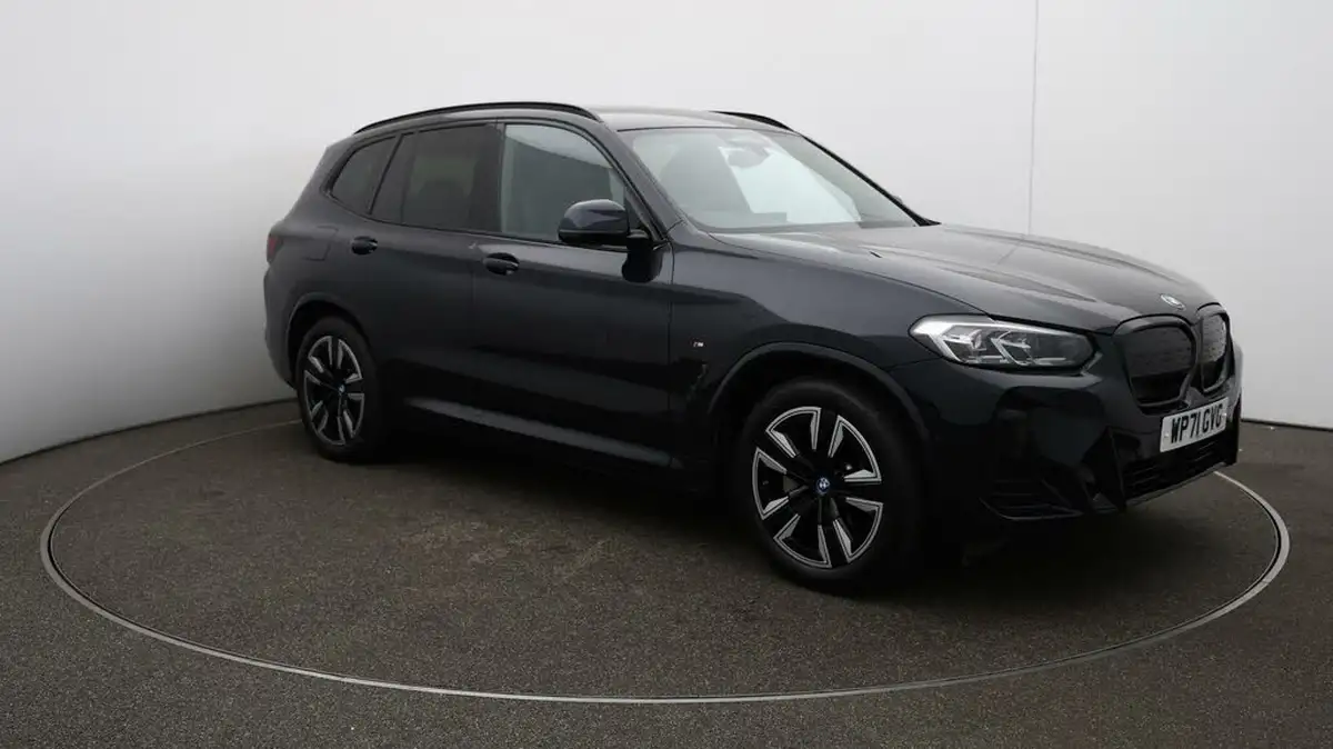 2022-bmw-ix3-e-m-sport-big-39