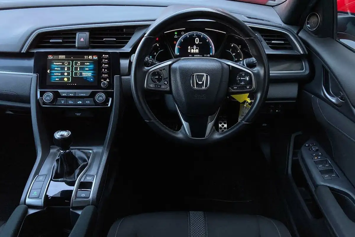 2021-honda-civic-10-vtec-turbo-sr-hatchback-5d-big-13