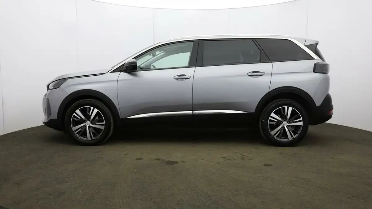 2022-peugeot-5008-suv-12-puretech-allure-premium-big-63