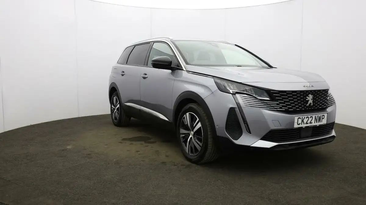 2022-peugeot-5008-suv-12-puretech-allure-premium-big-39