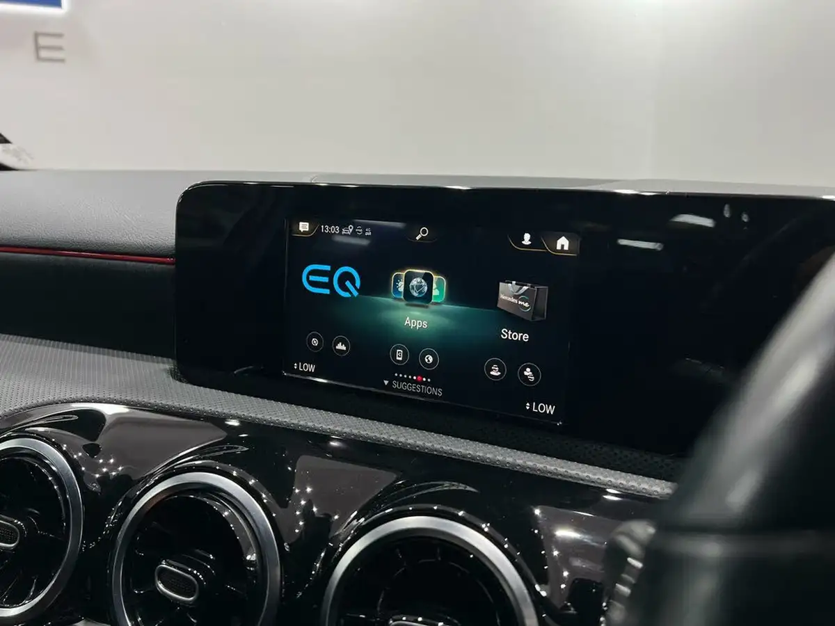 2020-mercedes-benz-a-class-13-a250e-amg-line-saloon-4d-big-33