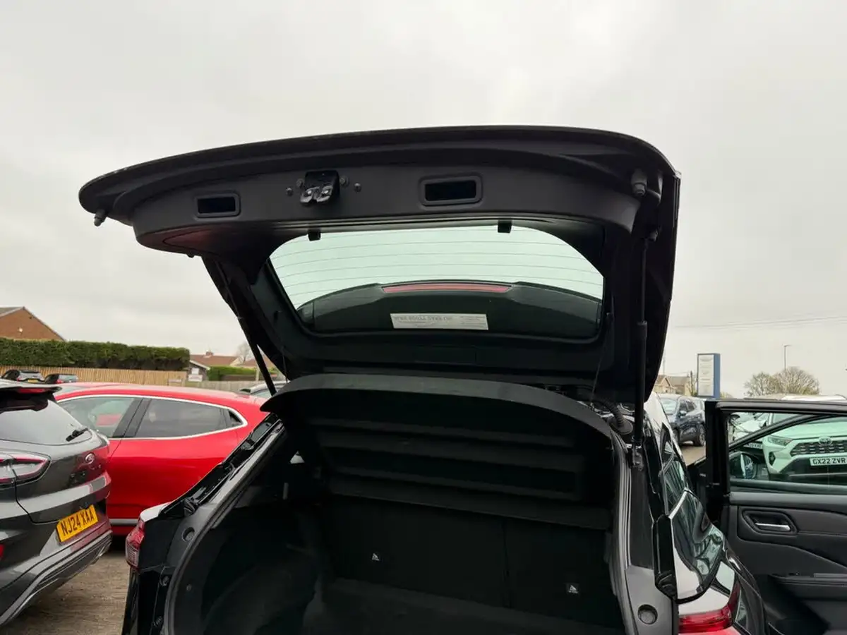 2022-nissan-qashqai-13-dig-t-acenta-premium-140ps-big-8