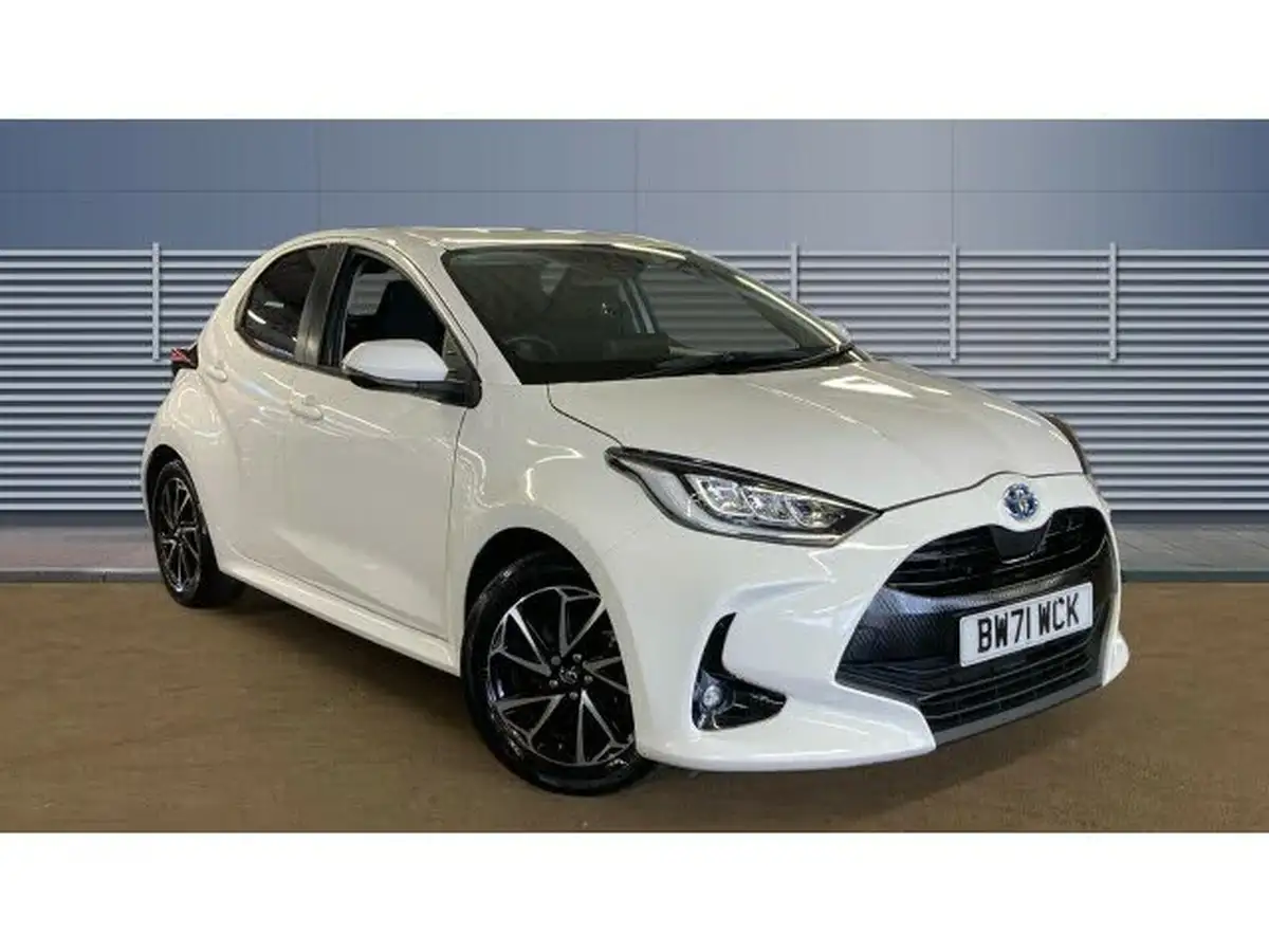 2022-toyota-yaris-15-vvt-i-design-big-0