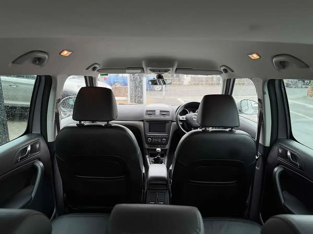 2016-skoda-yeti-outdoor-12-tsi-se-l-big-24