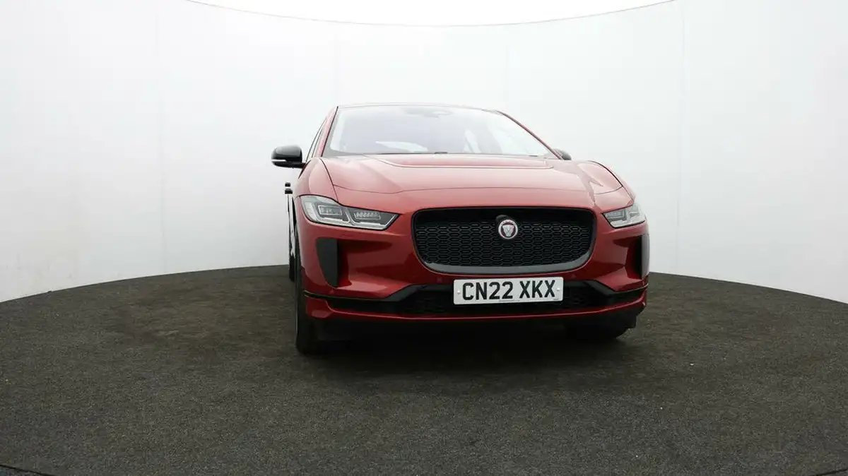 2022-jaguar-i-pace-ev400-se-big-44