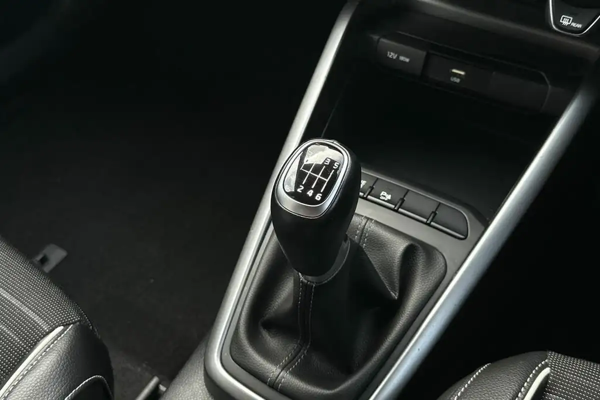 2022-kia-stonic-10-t-gdi-gt-line-118bhp-48v-big-24