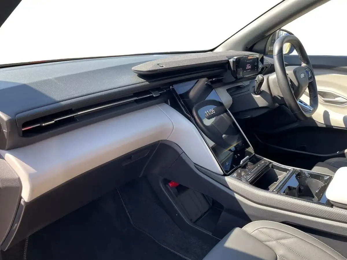 2024-ford-capri-e-premium-340ps-79kwh-awd-extended-big-6