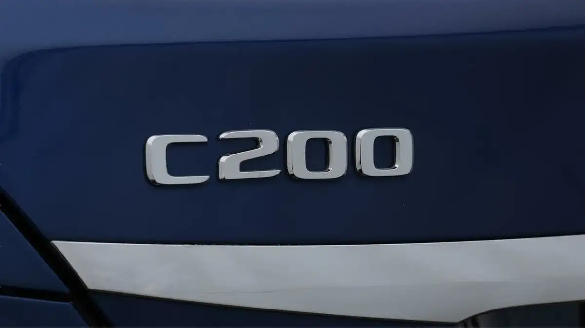 2020-mercedes-benz-c-class-15-c200-sport-ss-saloon-4d-big-21