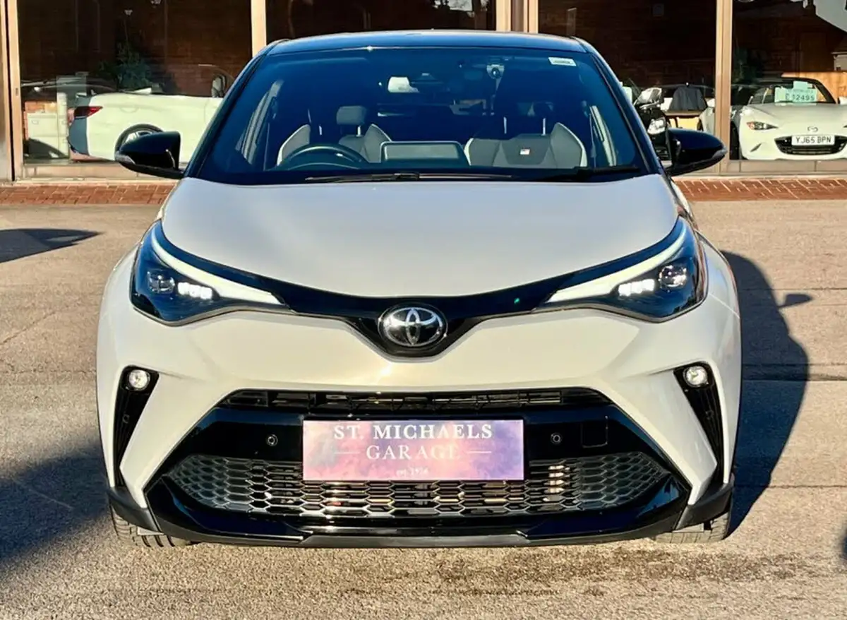 2022-toyota-c-hr-20-vvt-i-gr-sport-big-4