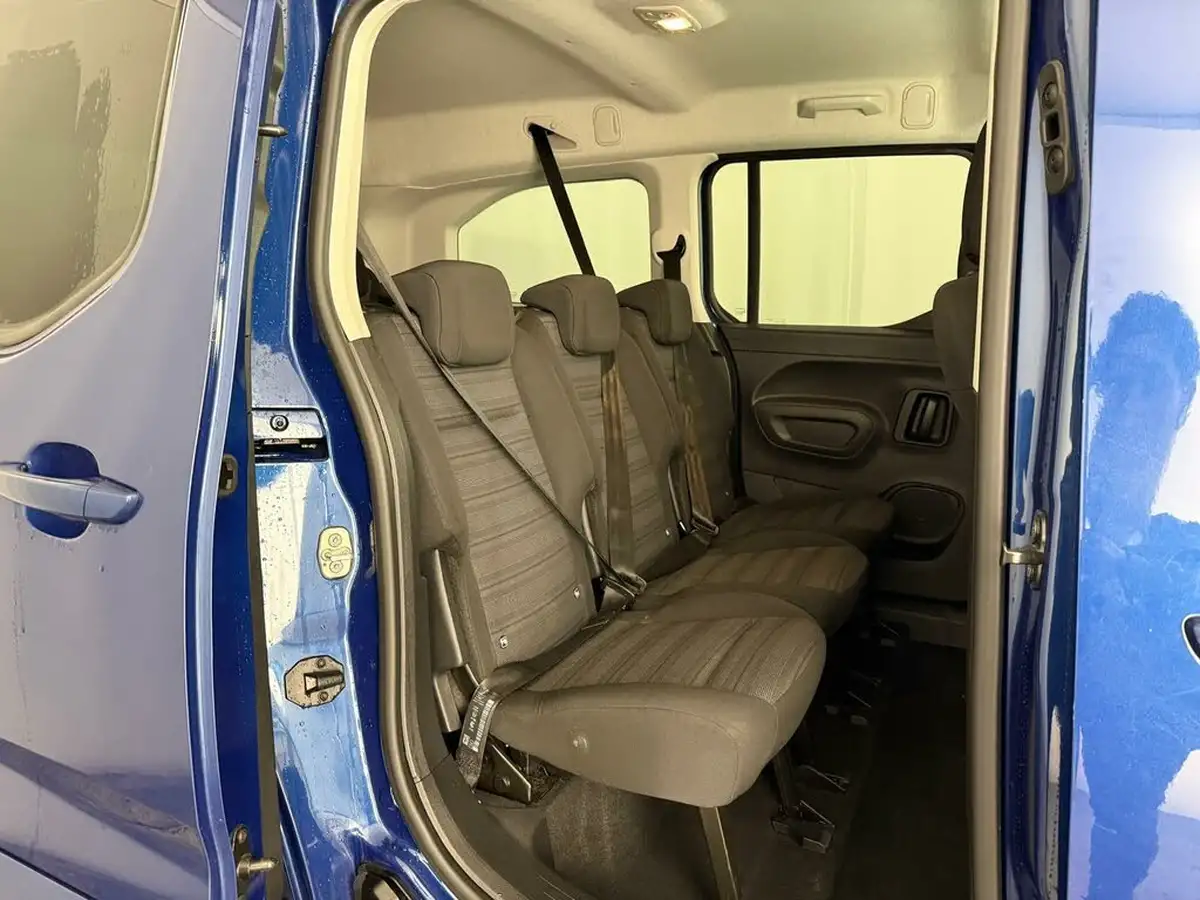 2021-vauxhall-combo-life-15-se-xl-100ps-big-25