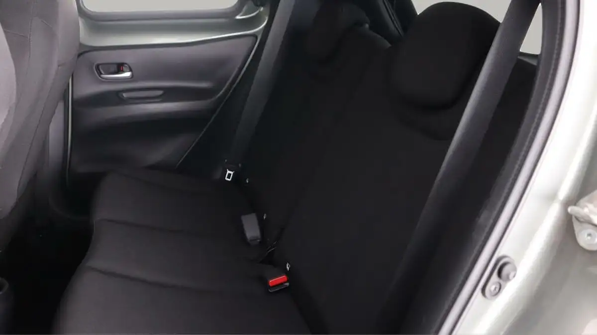 2022-toyota-aygo-x-10-vvt-i-edge-big-15