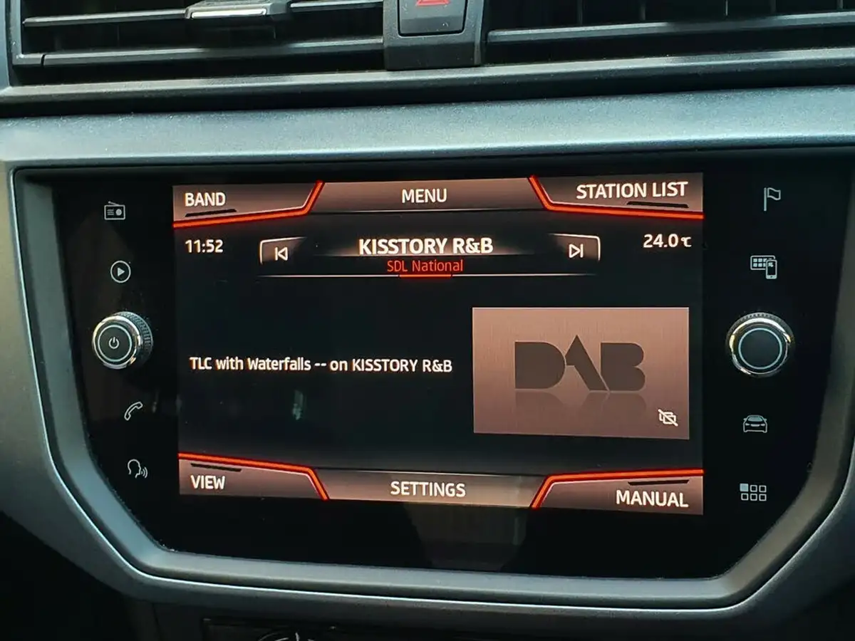 2018-seat-arona-16tdi-se-technology-lux-big-24