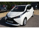 2015-toyota-aygo-10-x-pression-x-wave-x-tra-convenience-x-nav-small-2