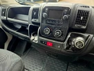 2019-peugeot-boxer-20-bluehdi-professional-335-l2h2-small-17