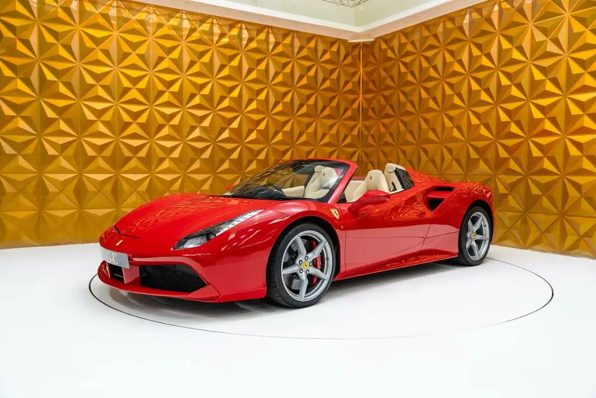 2017-ferrari-488-39-488-spider-big-30