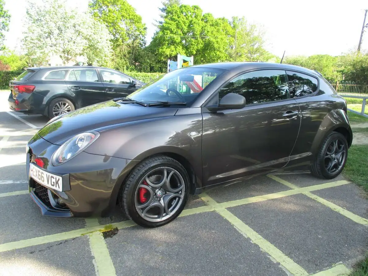 2016-alfa-romeo-mito-13jtdm-2-speciale-big-14