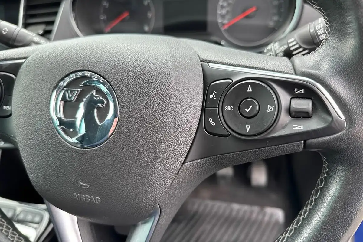 2022-vauxhall-crossland-12-ultimate-130ps-big-29
