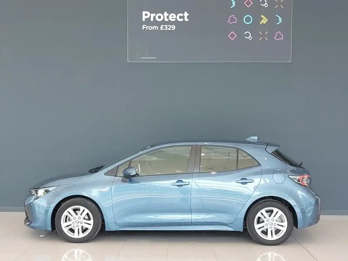 2021-toyota-corolla-18-vvt-i-icon-tech-trk-hatchback-5d-big-3