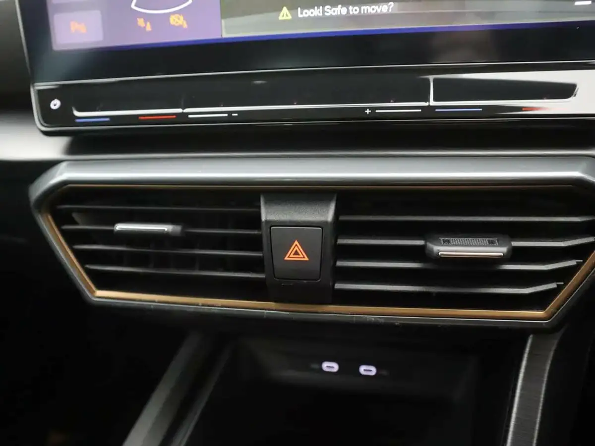 2022-cupra-formentor-15-tsi-v2-big-17