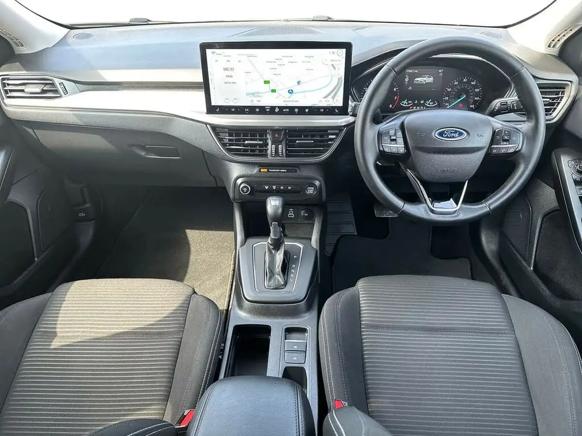 2022-ford-focus-10t-titanium-125ps-hybrid-mhev-hatchback-powershift-big-14