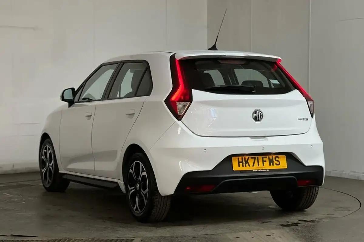 2022-mg-mg3-15-vti-tech-exclusive-nav-big-14