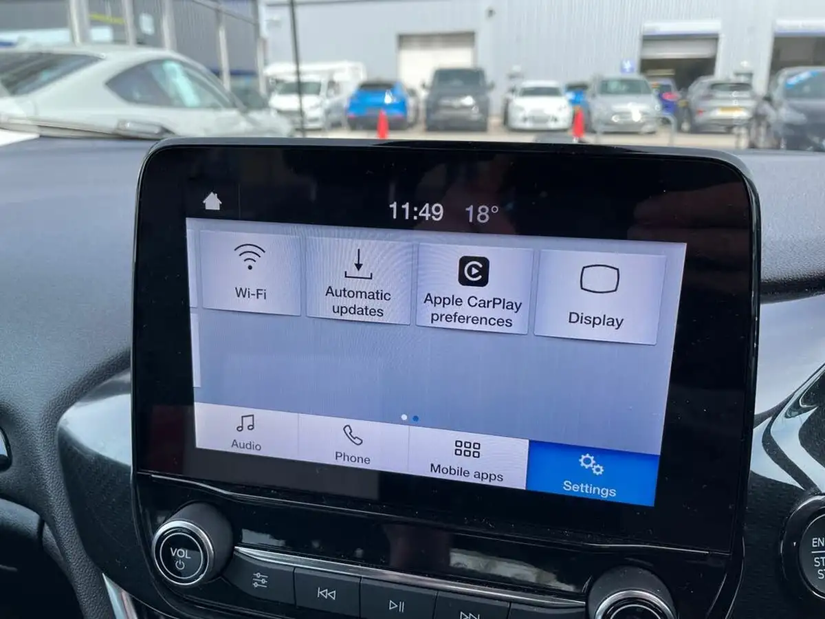2023-ford-fiesta-10t-active-125ps-hybrid-mhev-big-18