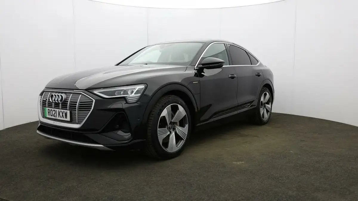 2021-audi-e-tron-50e-s-line-sportback-big-30