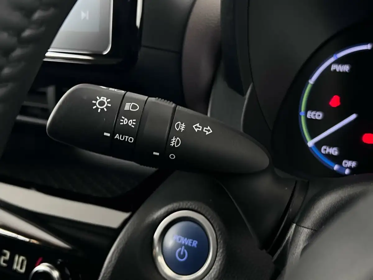 2023-toyota-yaris-cross-15-vvt-i-excel-awd-i-big-21