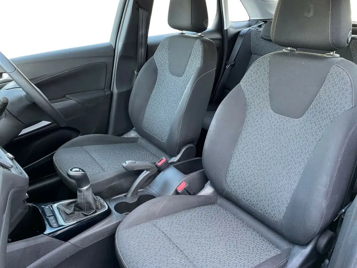 2019-vauxhall-crossland-x-12-se-83ps-big-7
