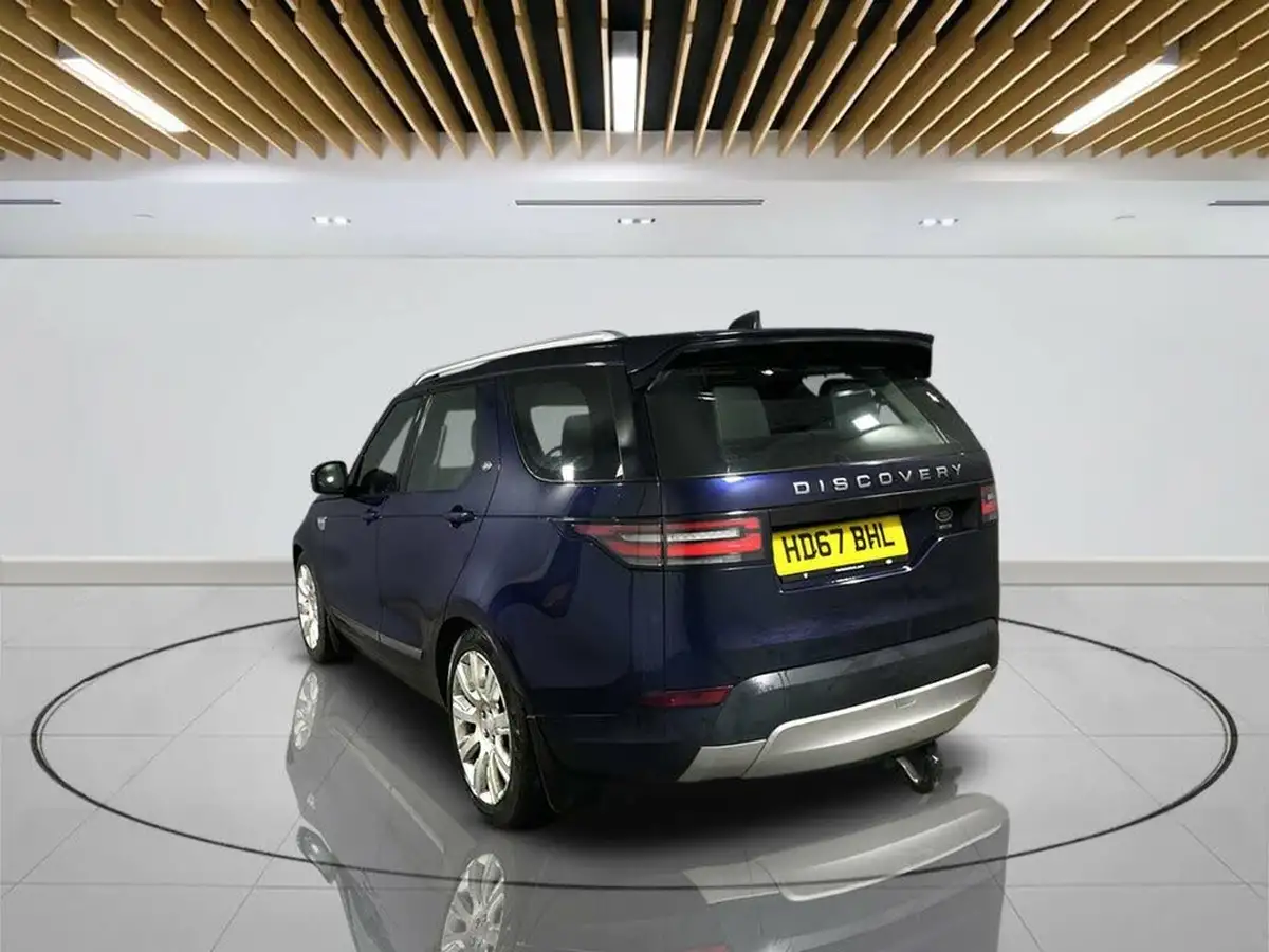 2017-land-rover-discovery-20sd4-hse-240ps-awd-station-wagon-5d-auto-big-5