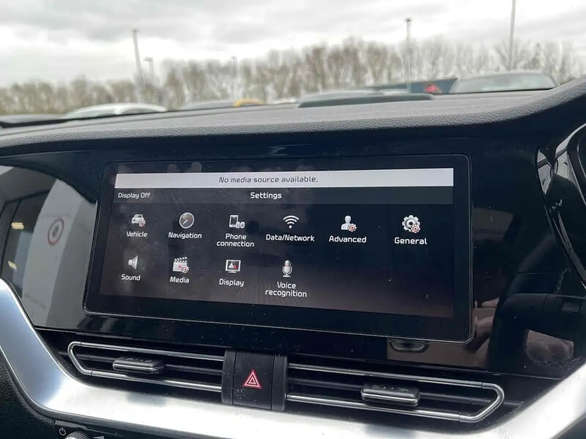 2021-kia-e-niro-ev-4-big-34