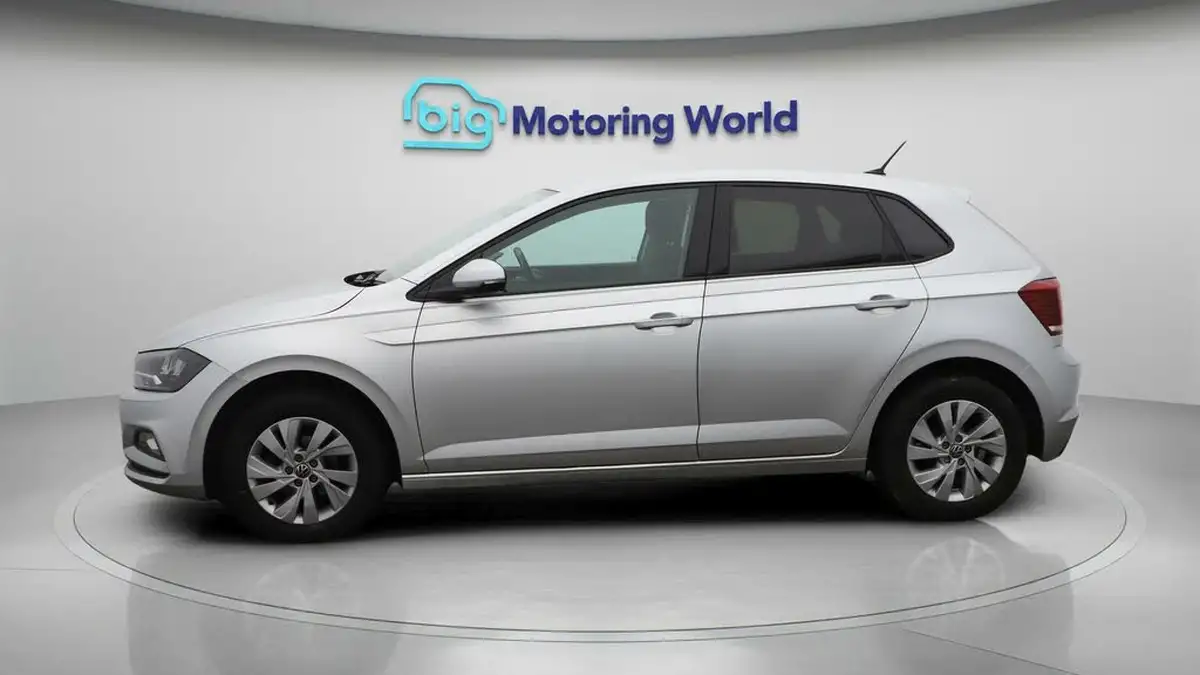 2021-volkswagen-polo-10-match-big-4