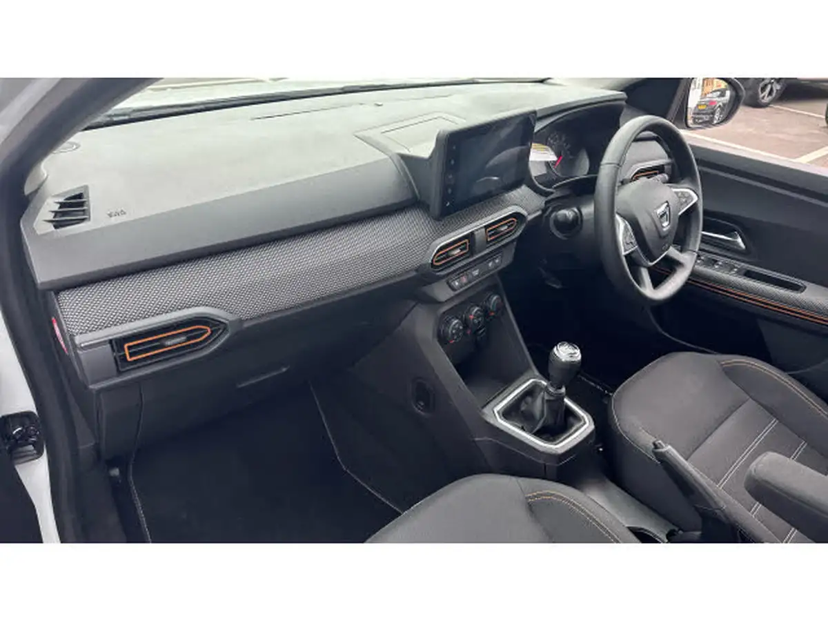 2022-dacia-sandero-stepway-10-tce-comfort-90bhp-big-8