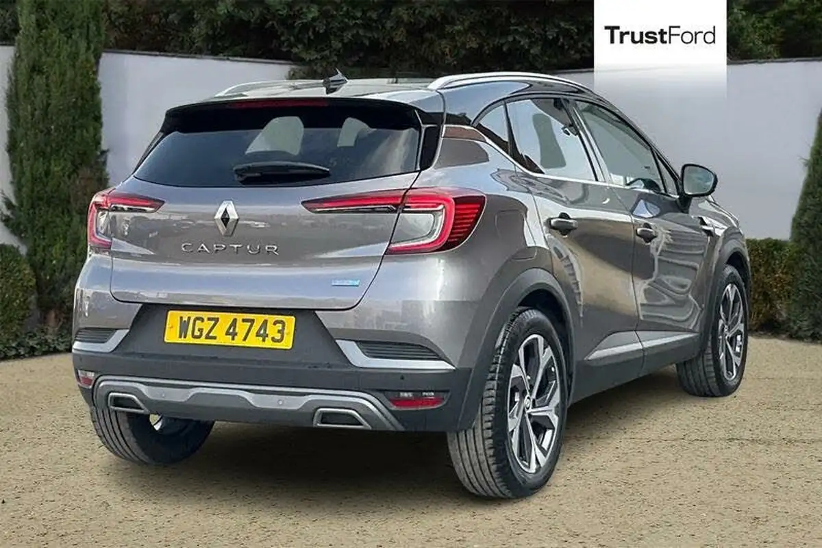 2022-renault-captur-16-rs-line-145ps-rs-line-e-tech-hybrid-big-3