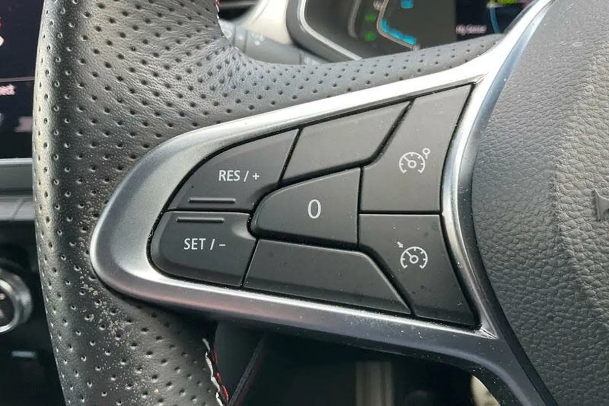 2022-renault-captur-16-rs-line-145ps-rs-line-e-tech-hybrid-big-31