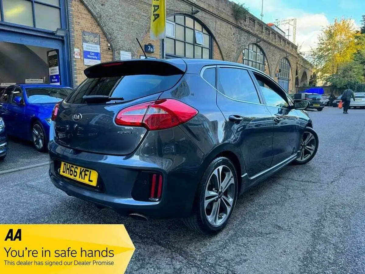 2017-kia-ceed-10-t-gdi-gt-line-hatchback-big-5