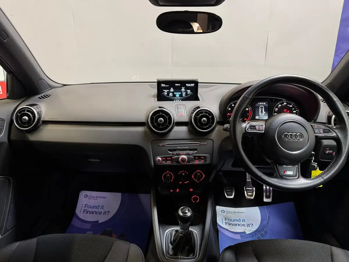 2016-audi-a1-14-tfsi-s-line-125ps-sportback-5d-big-13
