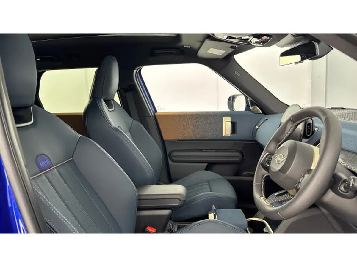 2024-mini-countryman-e-cooper-e-exclusive-big-10